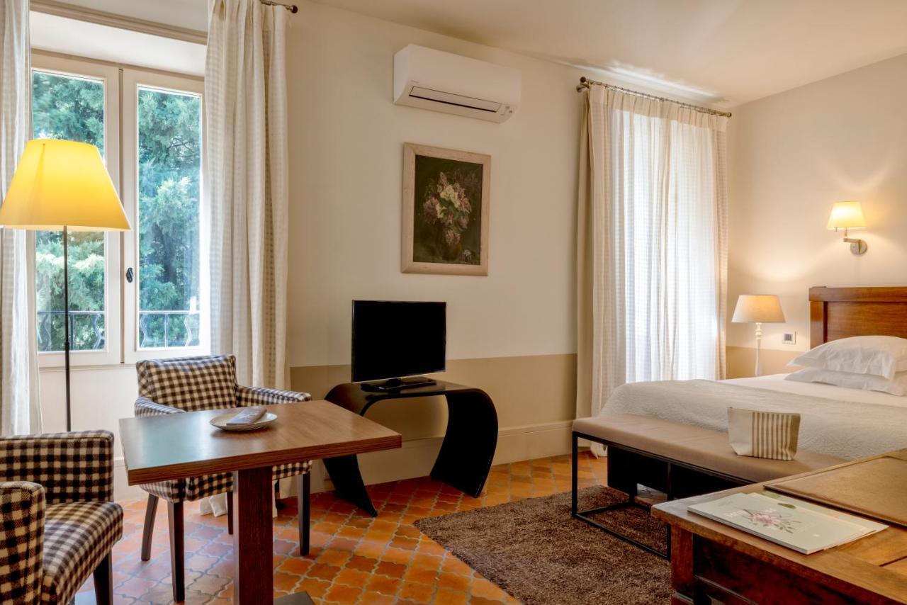 Le Prieure Hotel Villeneuve-les-Avignon Luaran gambar