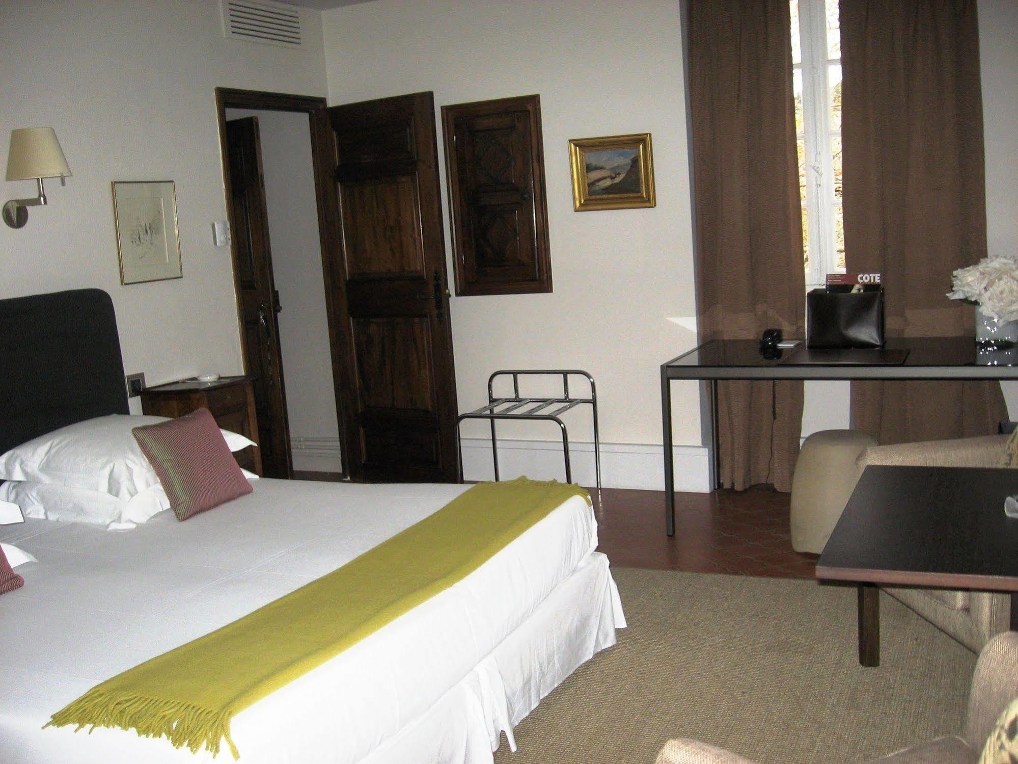 Le Prieure Hotel Villeneuve-les-Avignon Luaran gambar